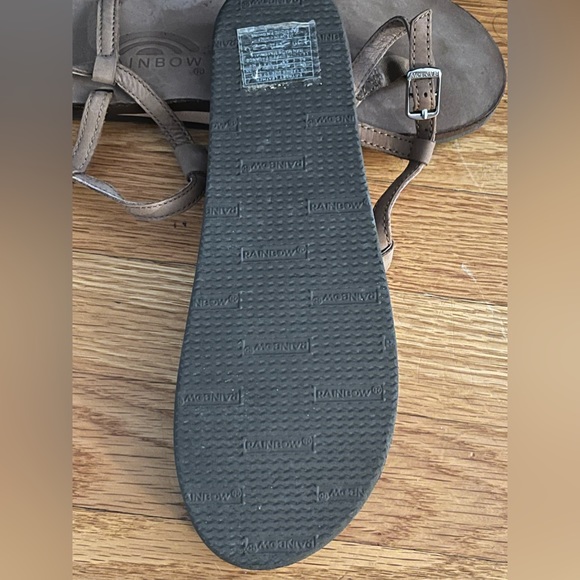 EUC RAINBOW SANDALS T STREET SINGLE LAYER CENTER BRAID ANKLE STRAP size 7.5-8.5 - Picture 7 of 8